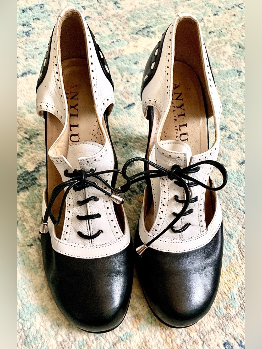 ANYI LU Black White Leather Wingtip Oxford Lace Up Cutout Heels Luxury